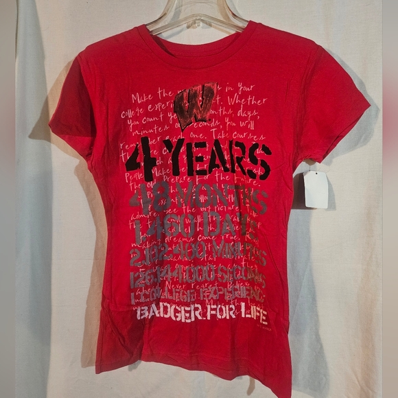 Wisconsin Badgers T.Fisher 4 Years 48 Months Vintage Junior T-Shirt Size XL - Picture 2 of 6